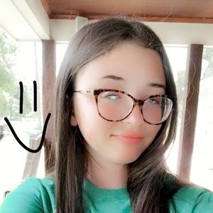 Meet your Posher, Madelyn